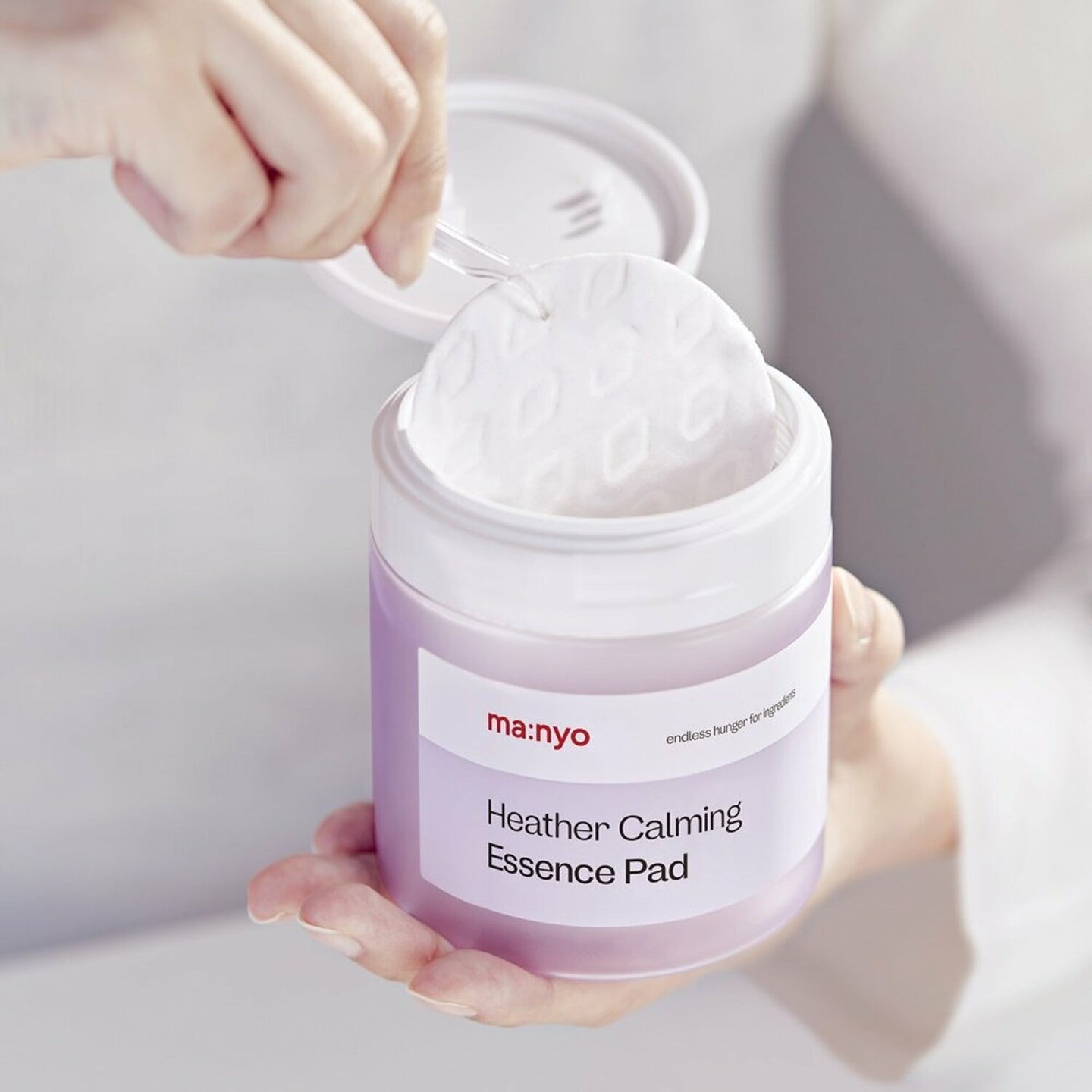 ma:nyo Heather Calming Essence Pad 60 pièces