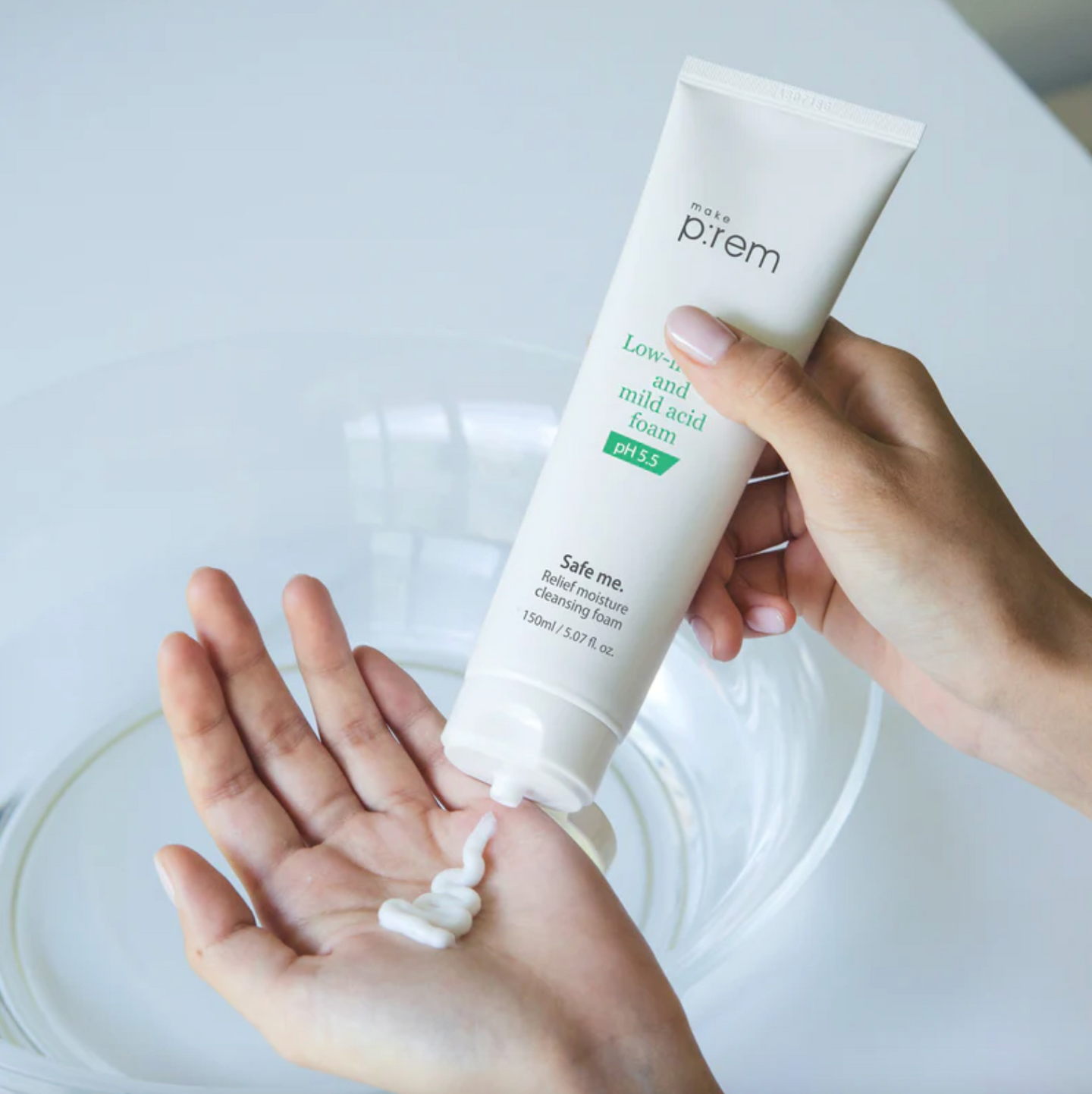 make p:rem Safe Me Relief Moisture Cleansing Foam 150ml